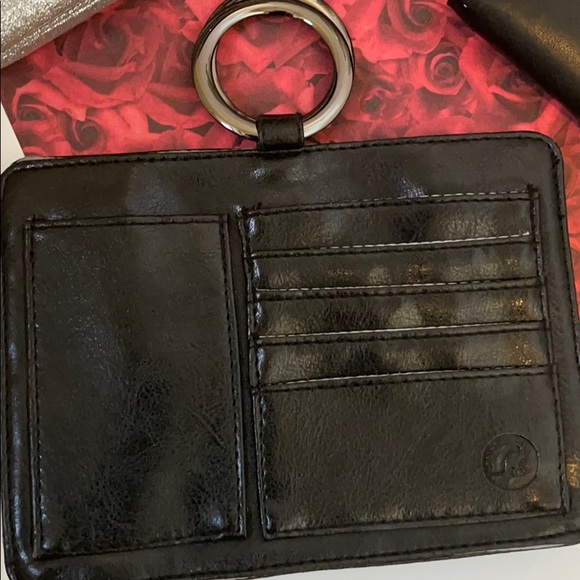 BUNDLE OF FUN WALLETS AND  CLUTCHES/VARIOUS SIZES - Picture 4 of 9